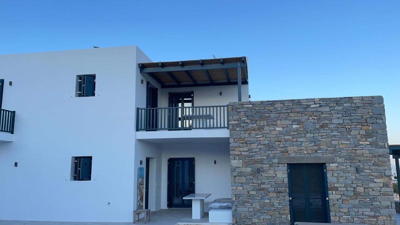 Paros-Memories-Neubau-Villen, Sportpool Aspro Chorio Dış mekan fotoğraf