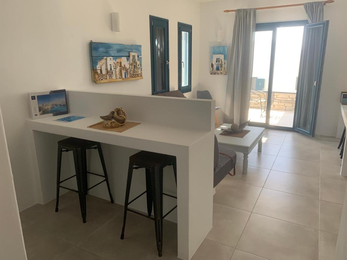 Paros-Memories-Neubau-Villen, Sportpool Aspro Chorio Dış mekan fotoğraf
