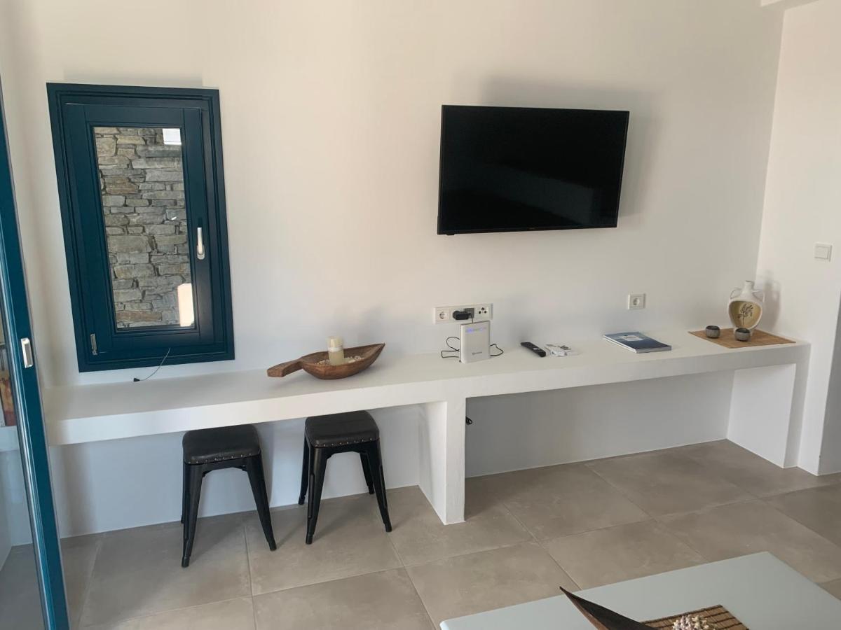 Paros-Memories-Neubau-Villen, Sportpool Aspro Chorio Dış mekan fotoğraf